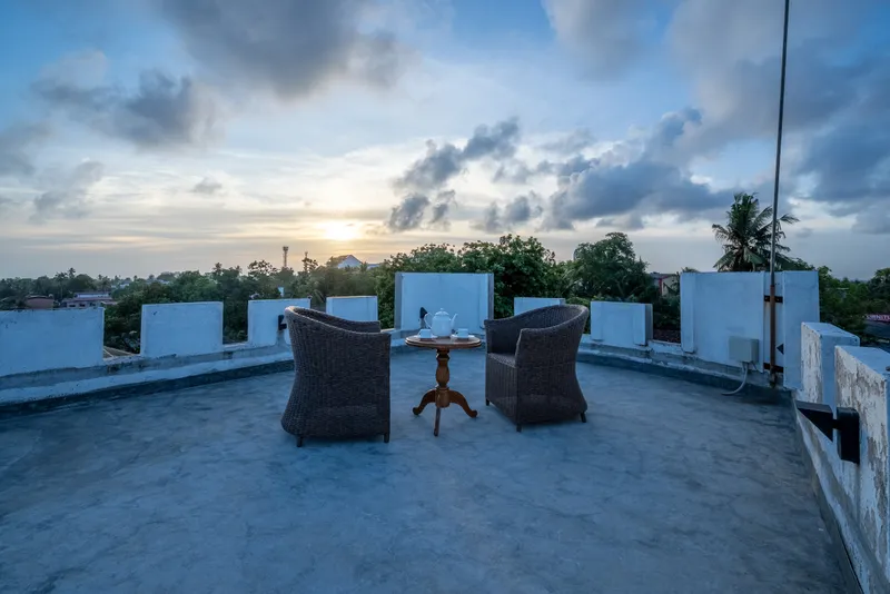 Rooftop terrace at RedKing Studio Apartment, Moratuwa — view 6